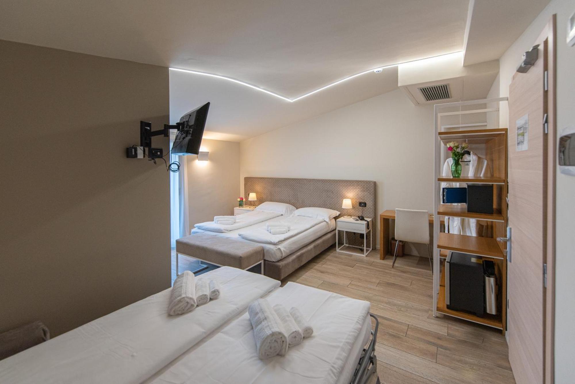 Ile Hotel بسكييرا ديل غاردا المظهر الخارجي الصورة